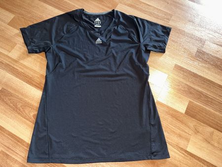Adidas Techfit Shirt Gr. 44 einf. Brustweite 49 cm