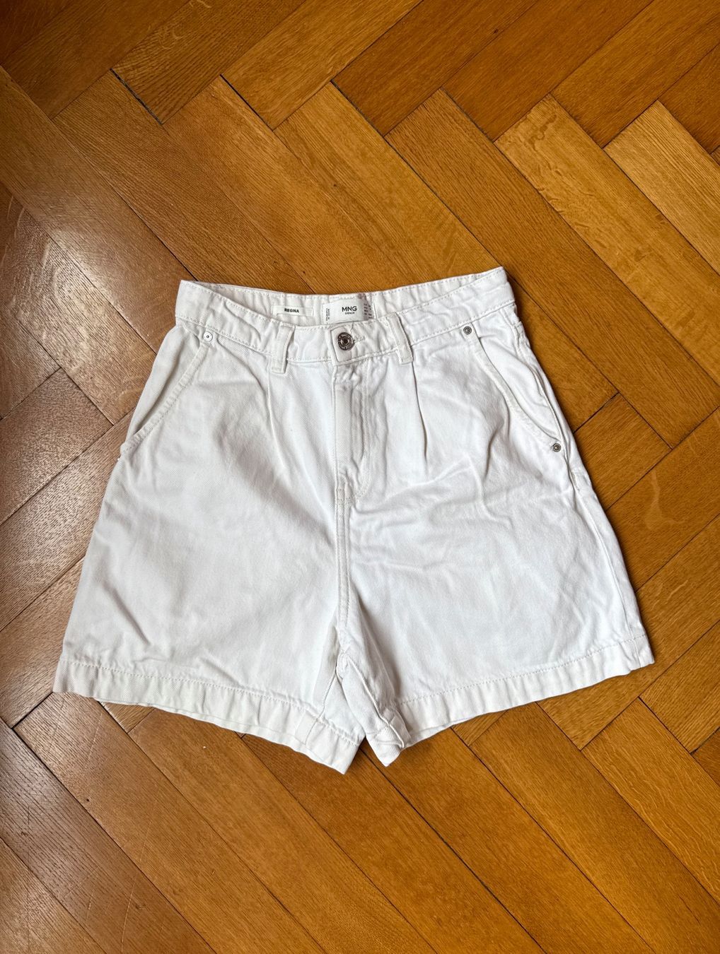 Mango Jeans: Sommerliche Shorts in Weiss Gr. 34 Mango – Usato da Zürich venduto da sasast