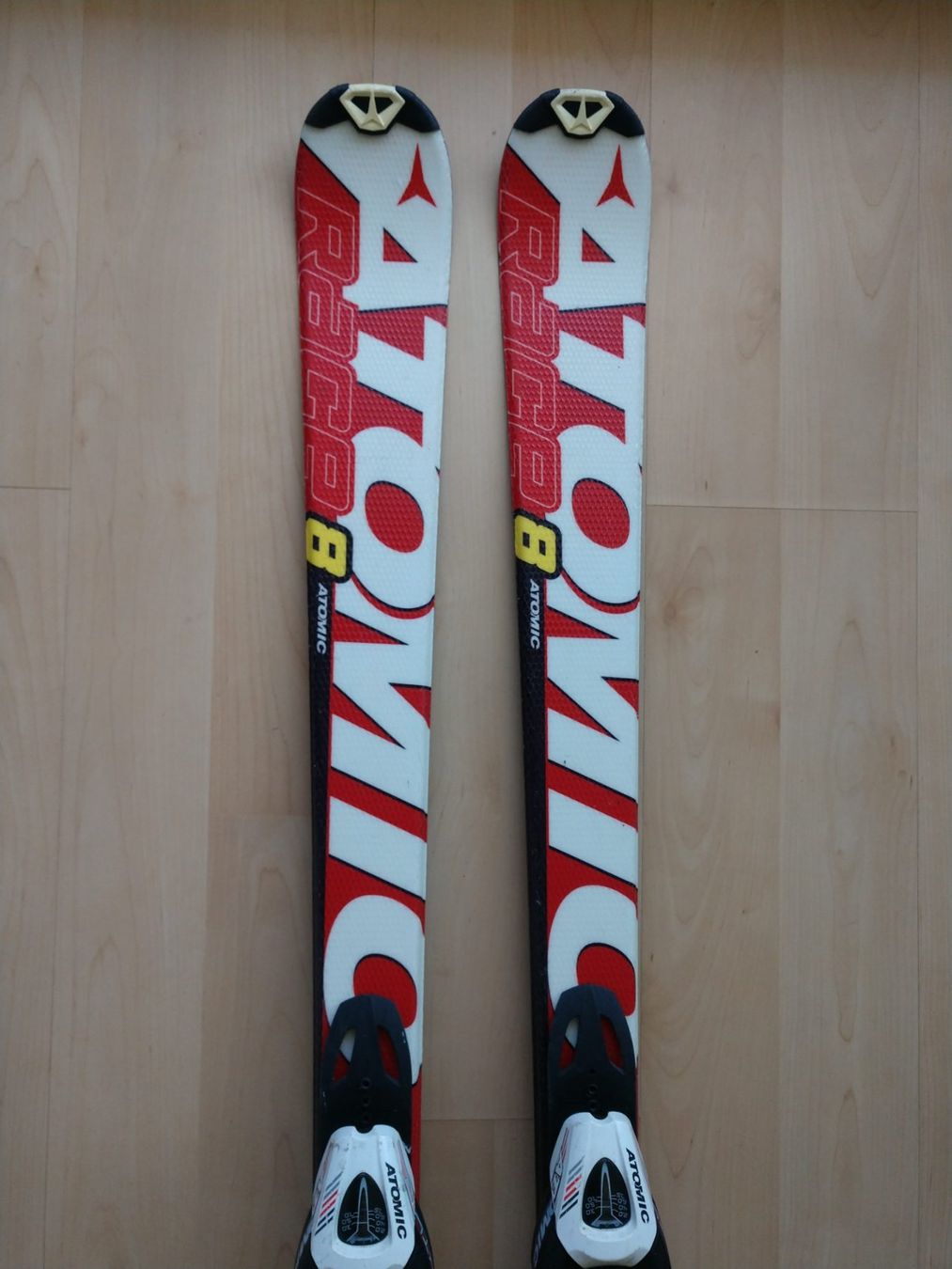 Atomic Sci: Atomic Race Alpin Ski 150cm R16m mit Service – Usato da Zürich venduto da ElenaTT