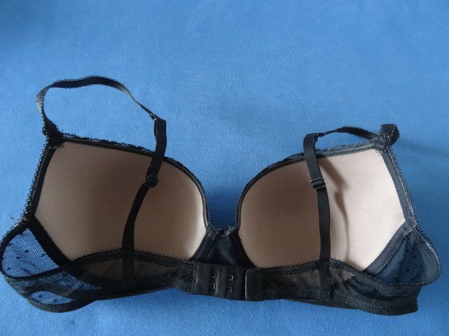 Altra biancheria intima: BH Büstenhalter  75 C-D schwarz/nude – Nuovo (secondo la descrizione) da Bazenheid venduto da Aebi55 1