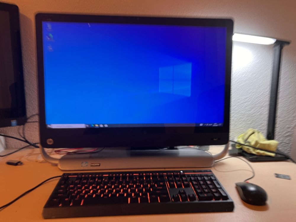 HP Omni 27 All-in-One PC – i7, 8GB RAM, SSD + HDD (Gebraucht) in ...