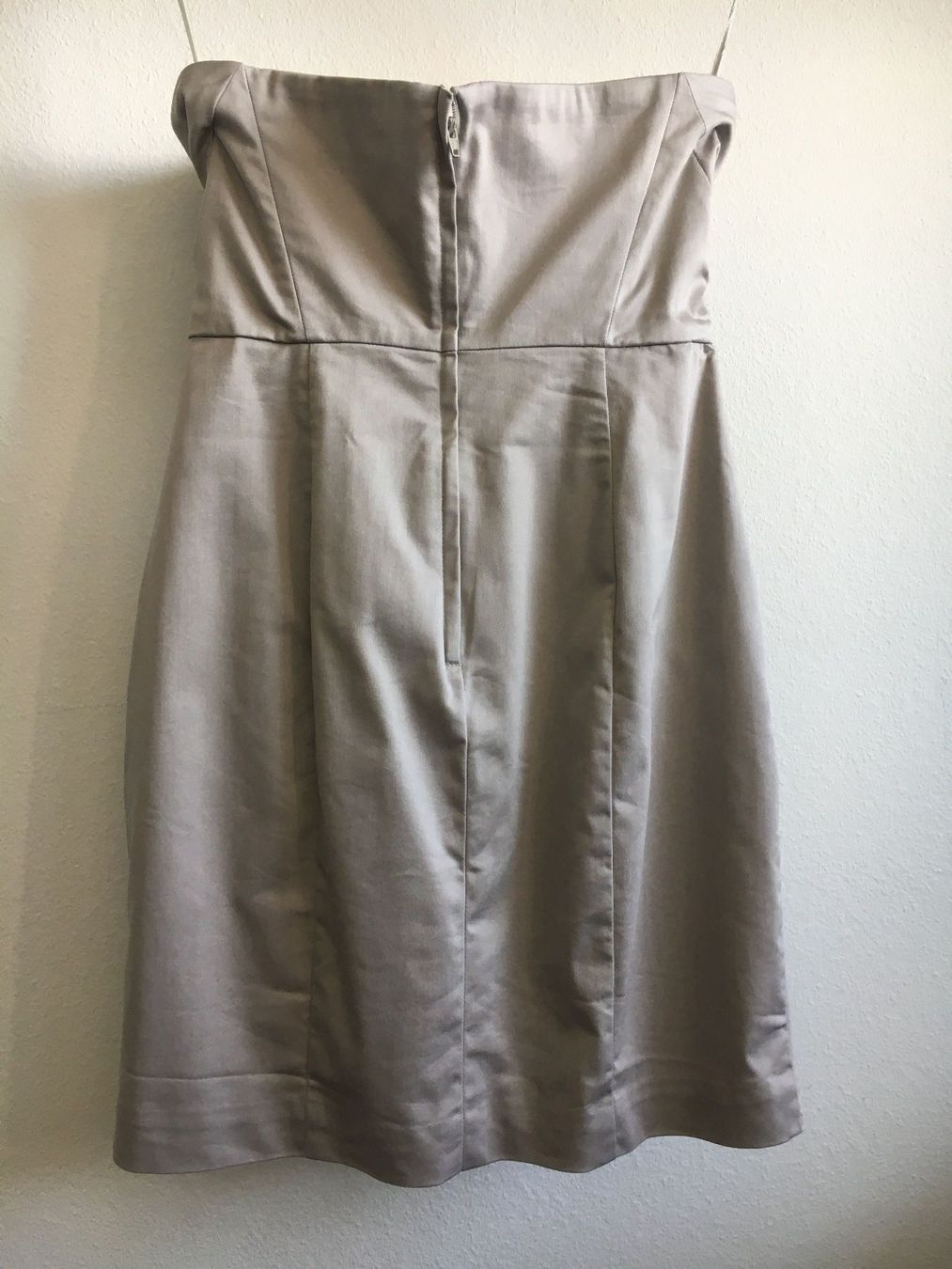 H&M Kleider: Cocktailkleid H&M Gr. 38 grau glänzend – Gebraucht aus Zürich von ehupp 3