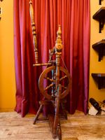Antike Handspinnmaschine Holz guter Zustand