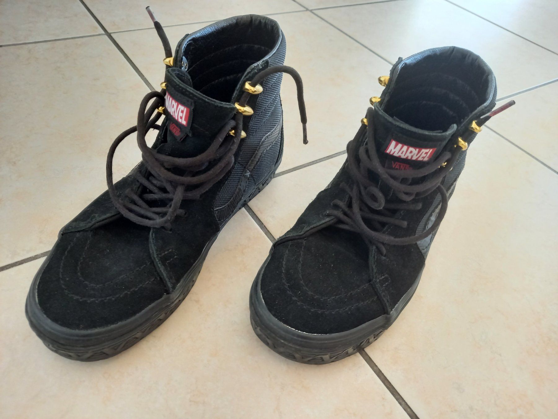 Vans Scarpe da uomo: Vans Marvel, Gr. 37 (Unisex) – Usato da Cormondrèche venduto da ohawa 1