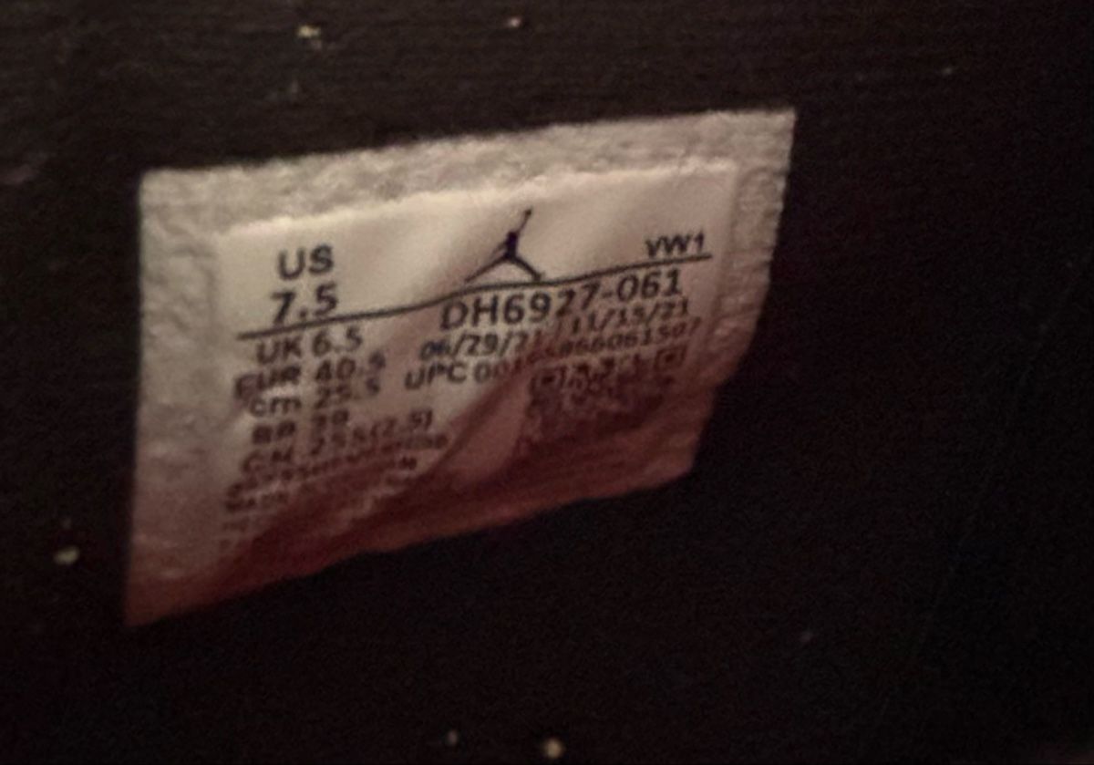 Jordan Scarpe da uomo: Sneaker Air Jordan 4er – Usato da Wangen an der Aare venduto da Paedu10 4