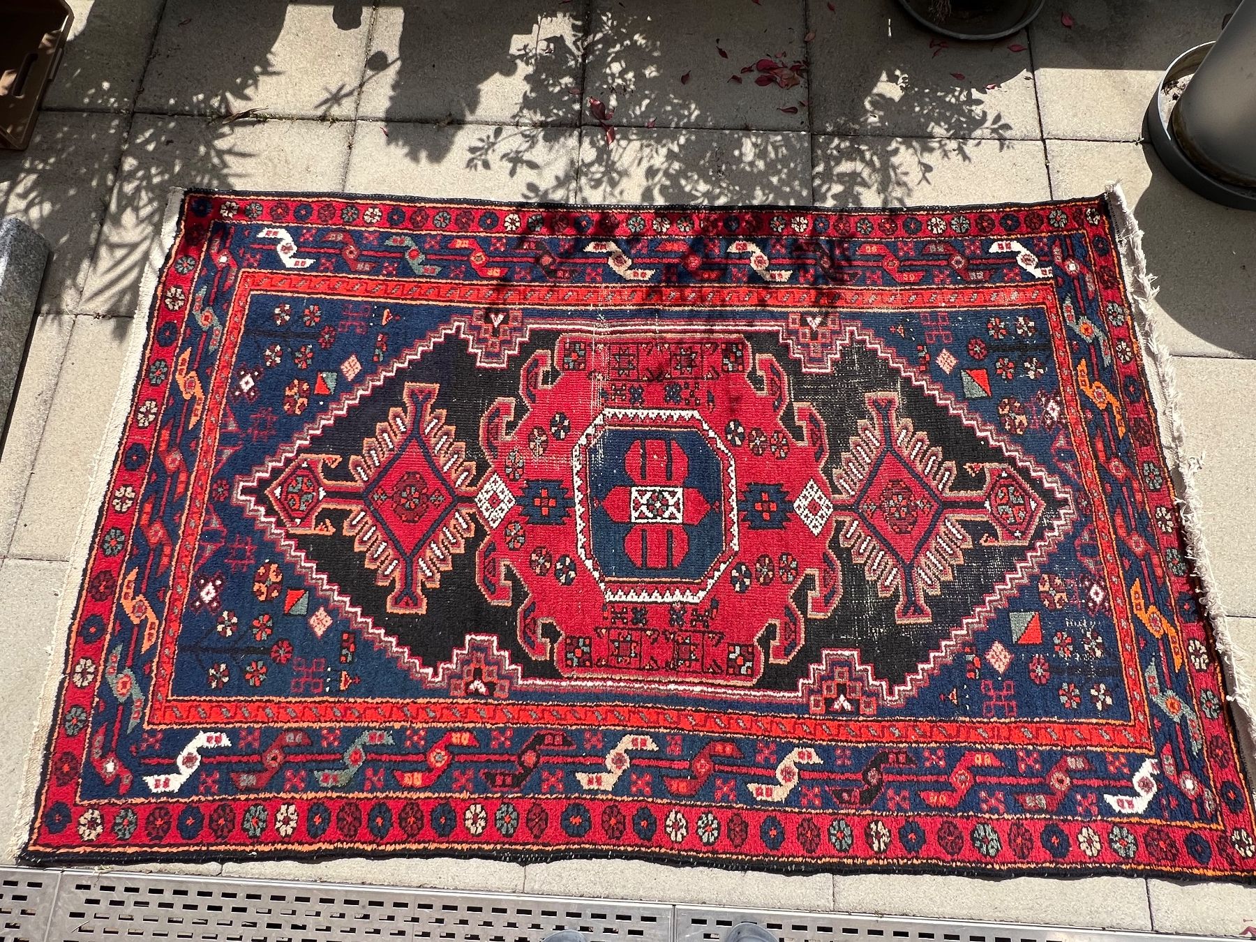 Tappeti: Alter ( Sammler )Teppich 207 x 123 cm – Usato da Unterengstringen venduto da Gustav03 1