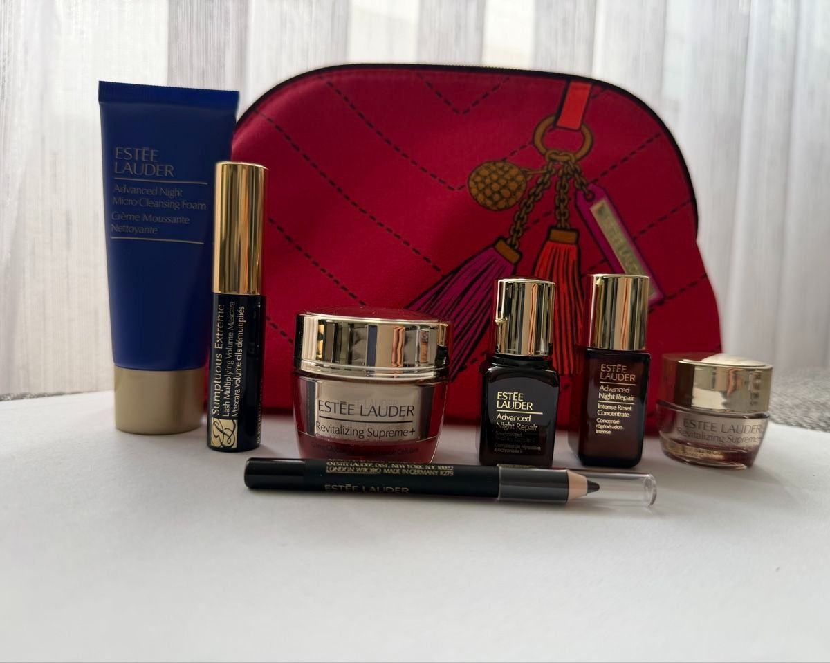 Estée Lauder Cura del viso: Kosmetik Estée Lauder Set NEU – Nuovo e nell'imballaggio originale da Dänikon ZH venduto da tug_m9b6 4
