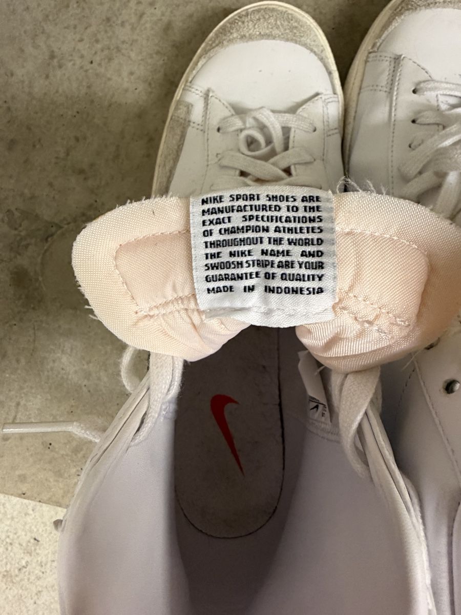 Nike Scarpe da uomo: Nike Blazer '77 Sneaker Grösse 45.5 – Nuovo (secondo la descrizione) da Oberarth venduto da tobijost 9