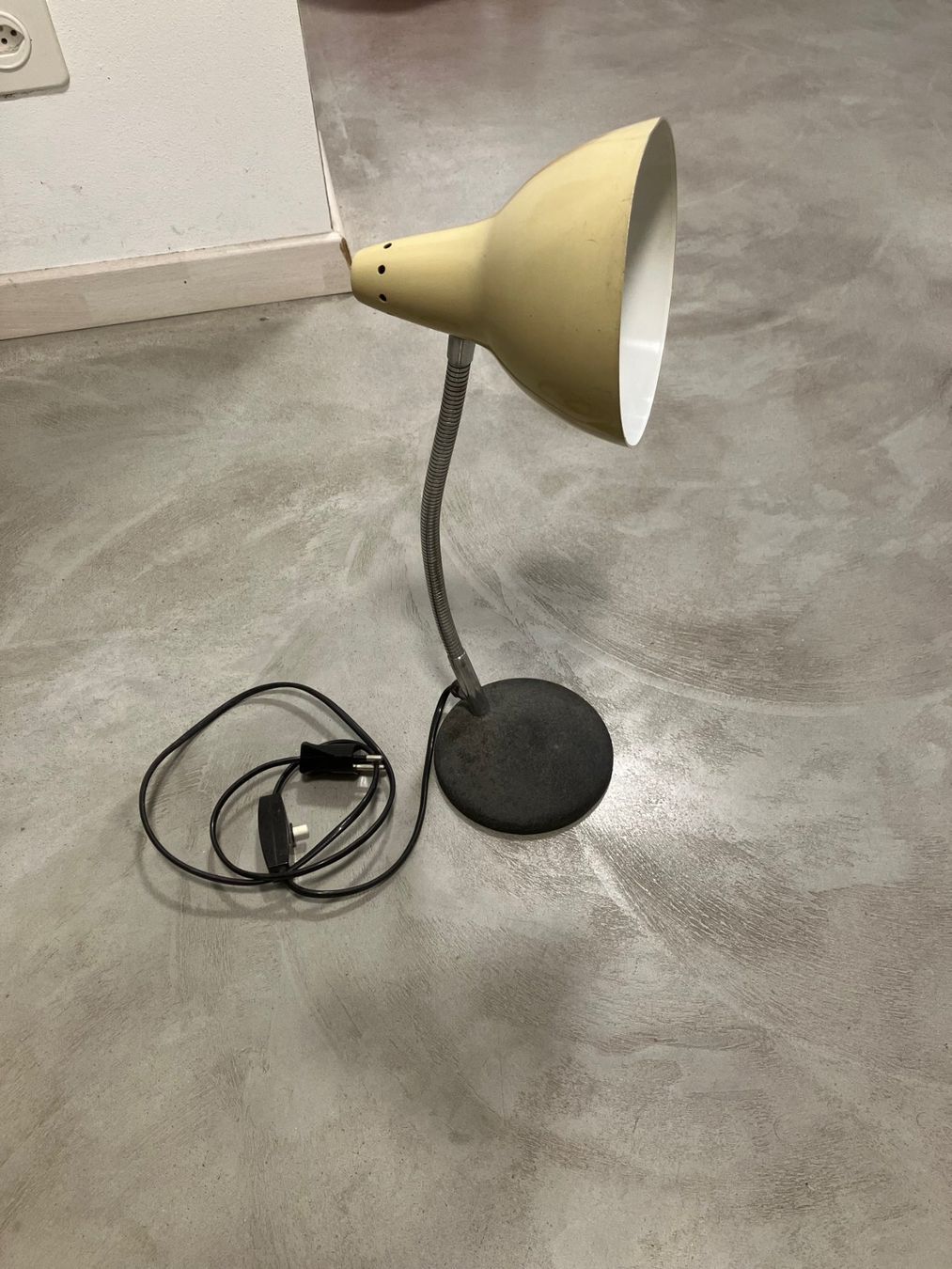 Lampen: lampada da comodino anni 6o – Gebraucht aus Sagno von ang_fs6n