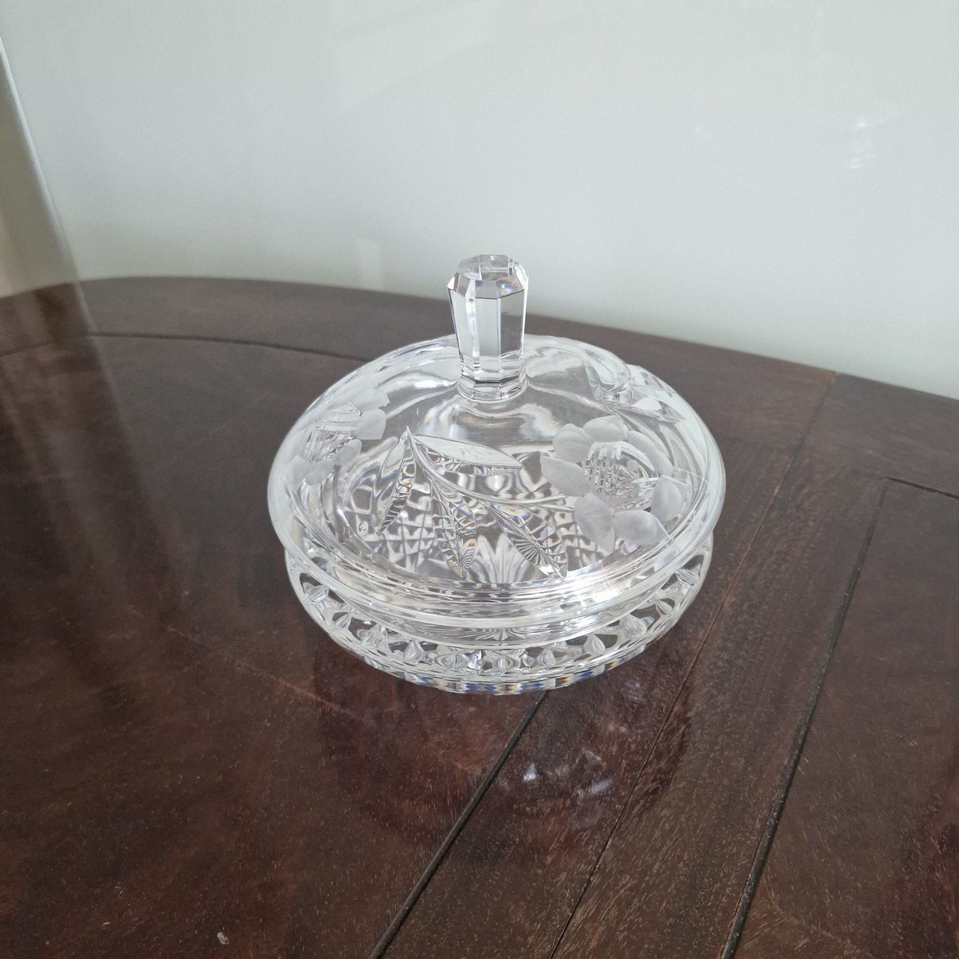 Coupes: Elegante Kristall-Bonbonschale – D'occasion à Birr par sen_sy55 1