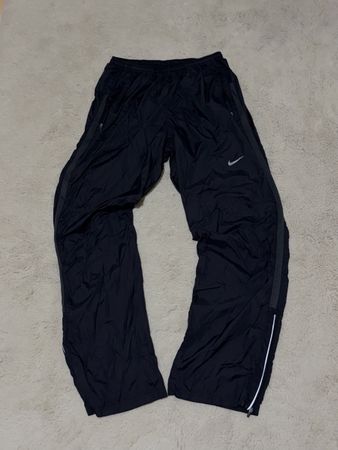 Nike Trainingshose schwarz guter Zustand