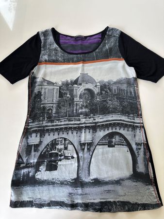 Margittes T-Shirt schwarz-weiss-grau ; Grösse 36