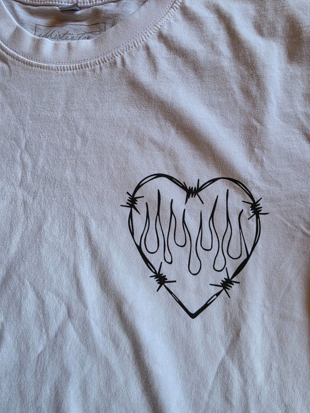 T-shirt: Weisses T-Shirt Mister Tee – Nuovo (secondo la descrizione) da Rothenfluh venduto da sel_j856 2