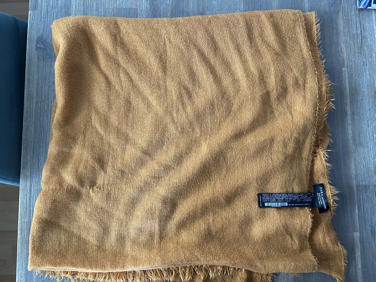 Zara Foulards, Tücher & Schals: Zara Schal orange/gelb – Gebraucht aus Basel von tsulih