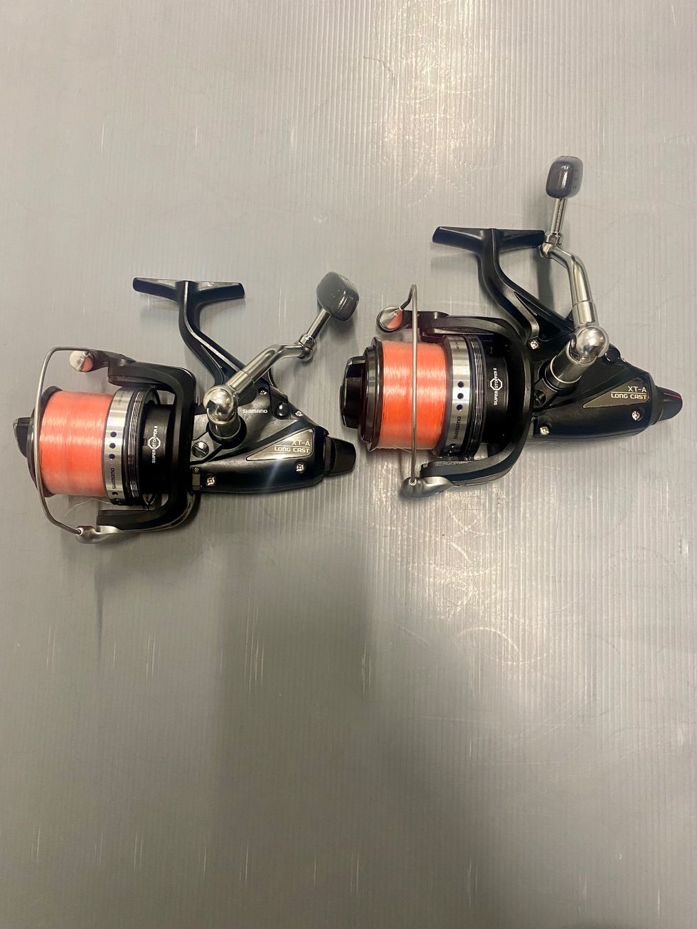 Shimano Tamburi & Mulinelli: 2x Shimano Medium Baitrunner 5500gr – Usato da Trimbach venduto da duri..