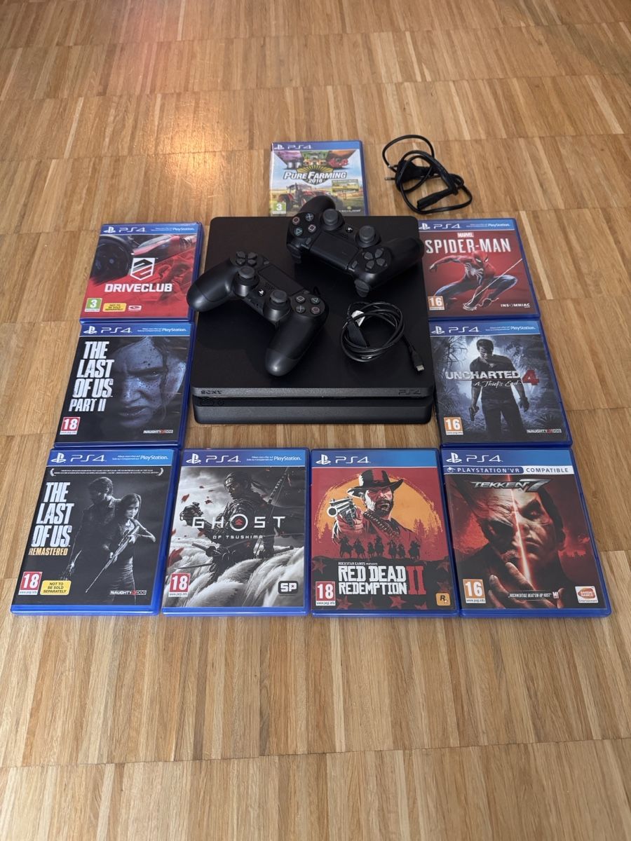 Sony Console: PS4 avec 8 jeux et 2 manettes – Usato da Erlach venduto da jds_28cl