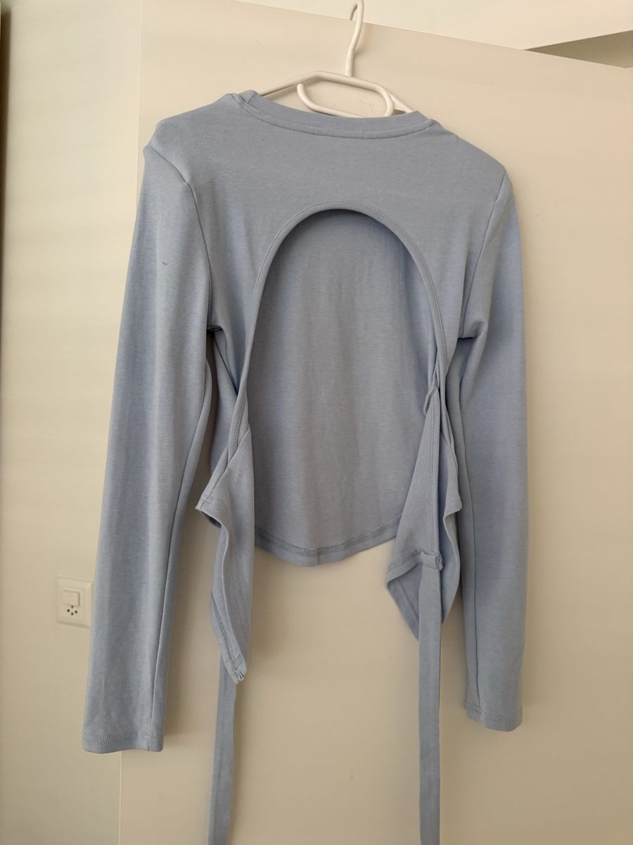 Tops: Haut dos nu  – Gebraucht aus Monthey von sen_6ckr 2