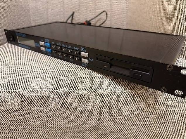 Strumenti musicali: Miditemp Midi Player MP-44 – Usato da Hagendorn venduto da Gibson59 1