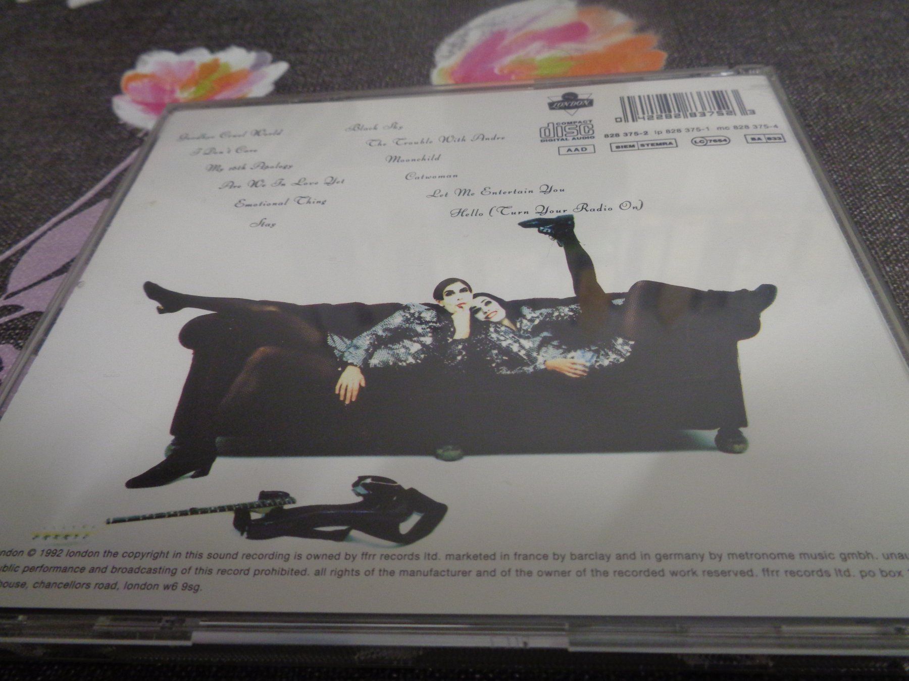CD: Shakespears sister - hormonally yours CD – Usato da Olten venduto da Disc-Ausverkauf 1
