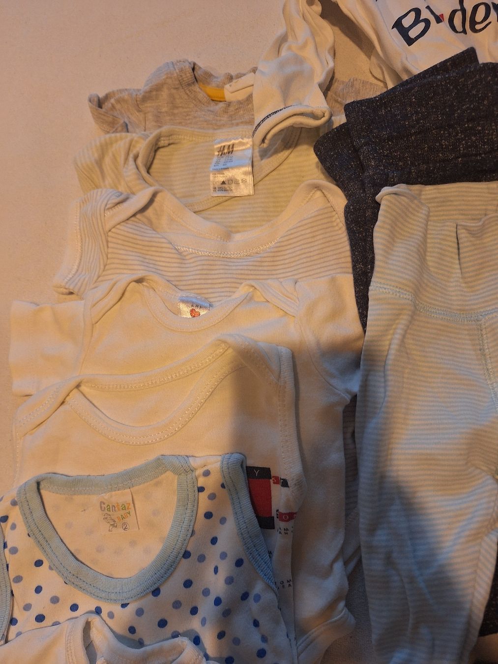 Lotti & Set di vestiti: Kinderkleider Paket-Sommer Grosse 50-56 – Usato da Bern venduto da Pierrco 2