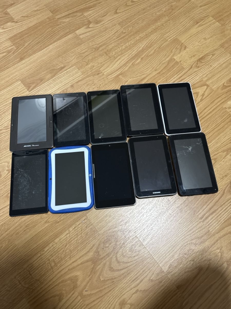 Tablet PC: 10 Tablet Mix different sizes   – Difettoso da Riehen venduto da Top-Quality 1