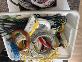 Kabelbundel divers. Ideal für Bastler / Elektroniker