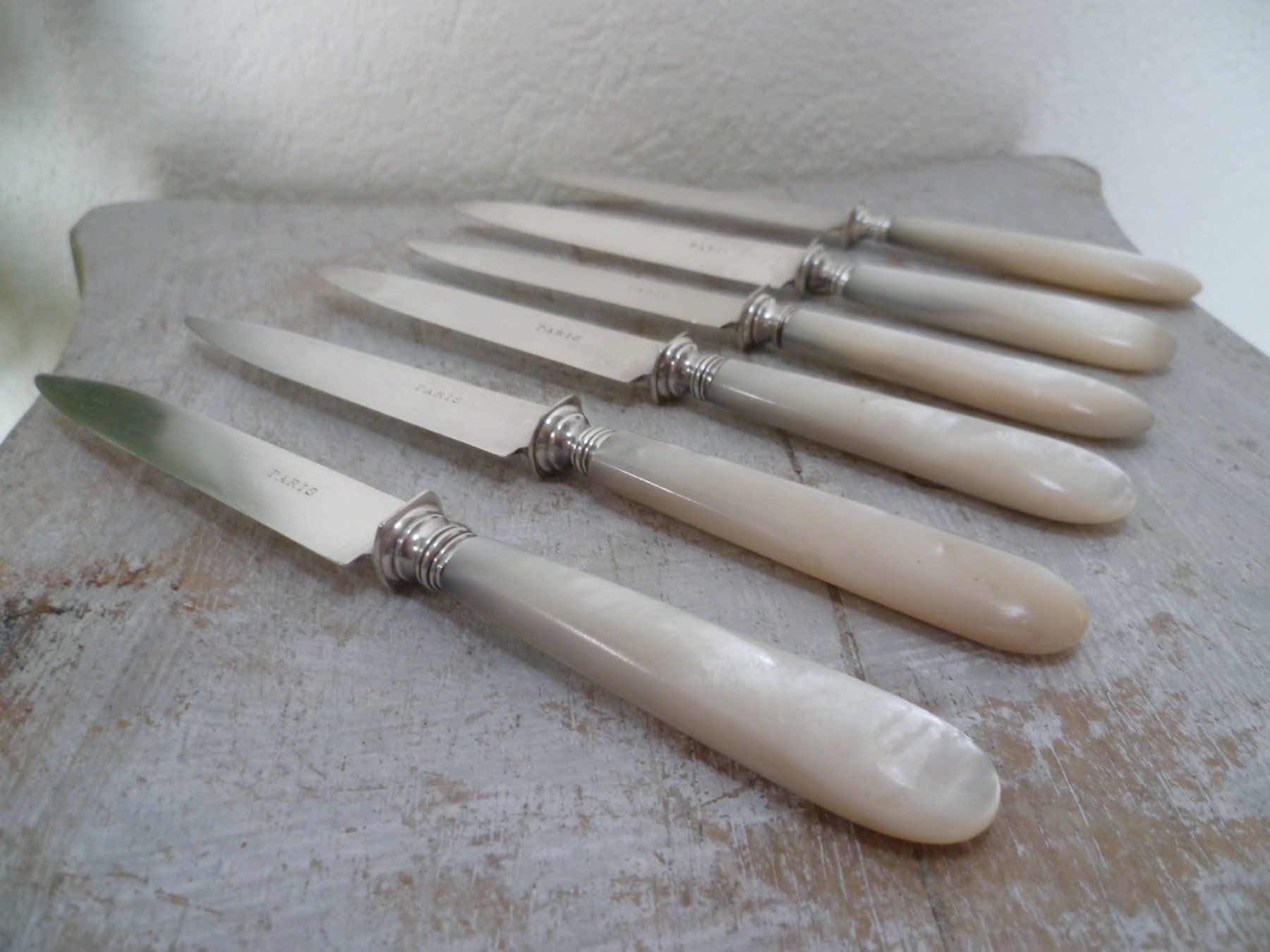 Besteck: 6 Tafelmesser Perlmutt-Griffe – Gebraucht aus Esslingen von eintagammeer 6