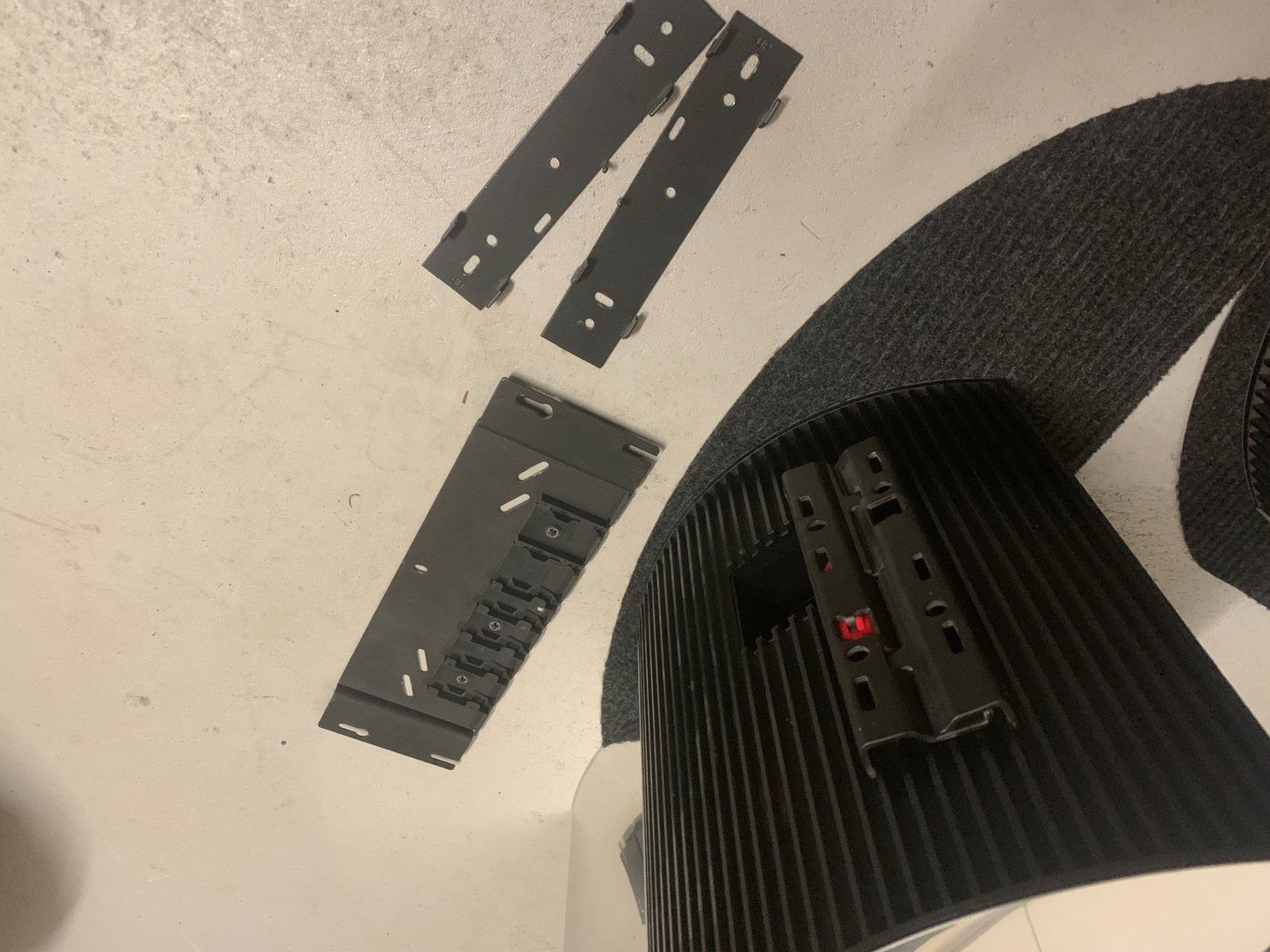 Bang & Olufsen Systèmes audio & multimédias: BeoCenter 3000 plus 2x BeoLab 4000 – Défectueux à Etzgen par Buead 7