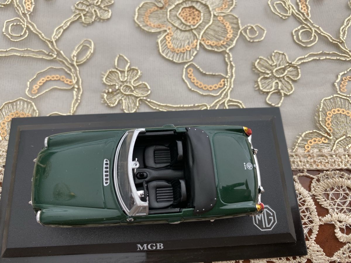 MG Modellini d'auto: MGB – Nuovo e nell'imballaggio originale da St. Margrethen SG venduto da Alfista_159 1