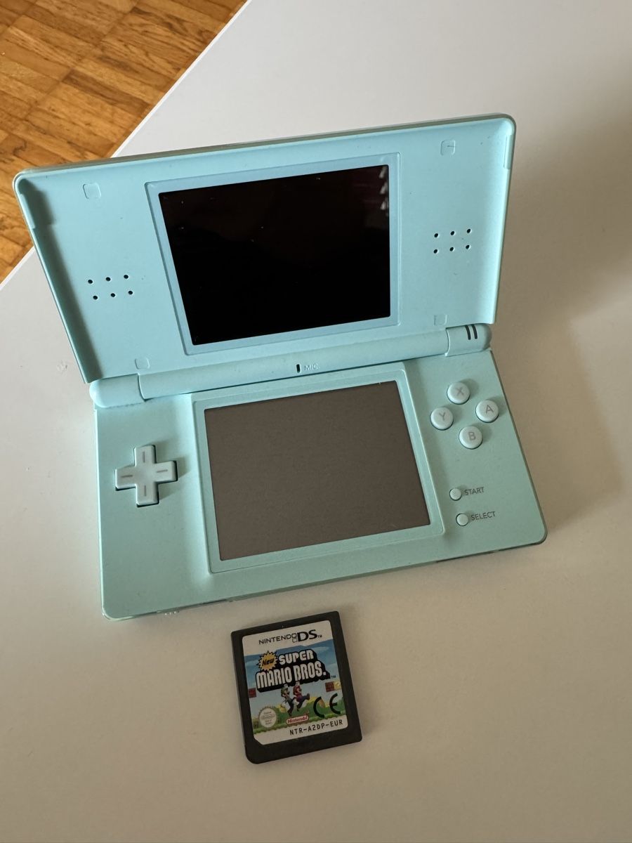 Nintendo Console: Nintendo DS Lite mintgrün mit Super Mario Bros – Usato da Olten venduto da Tsteffen
