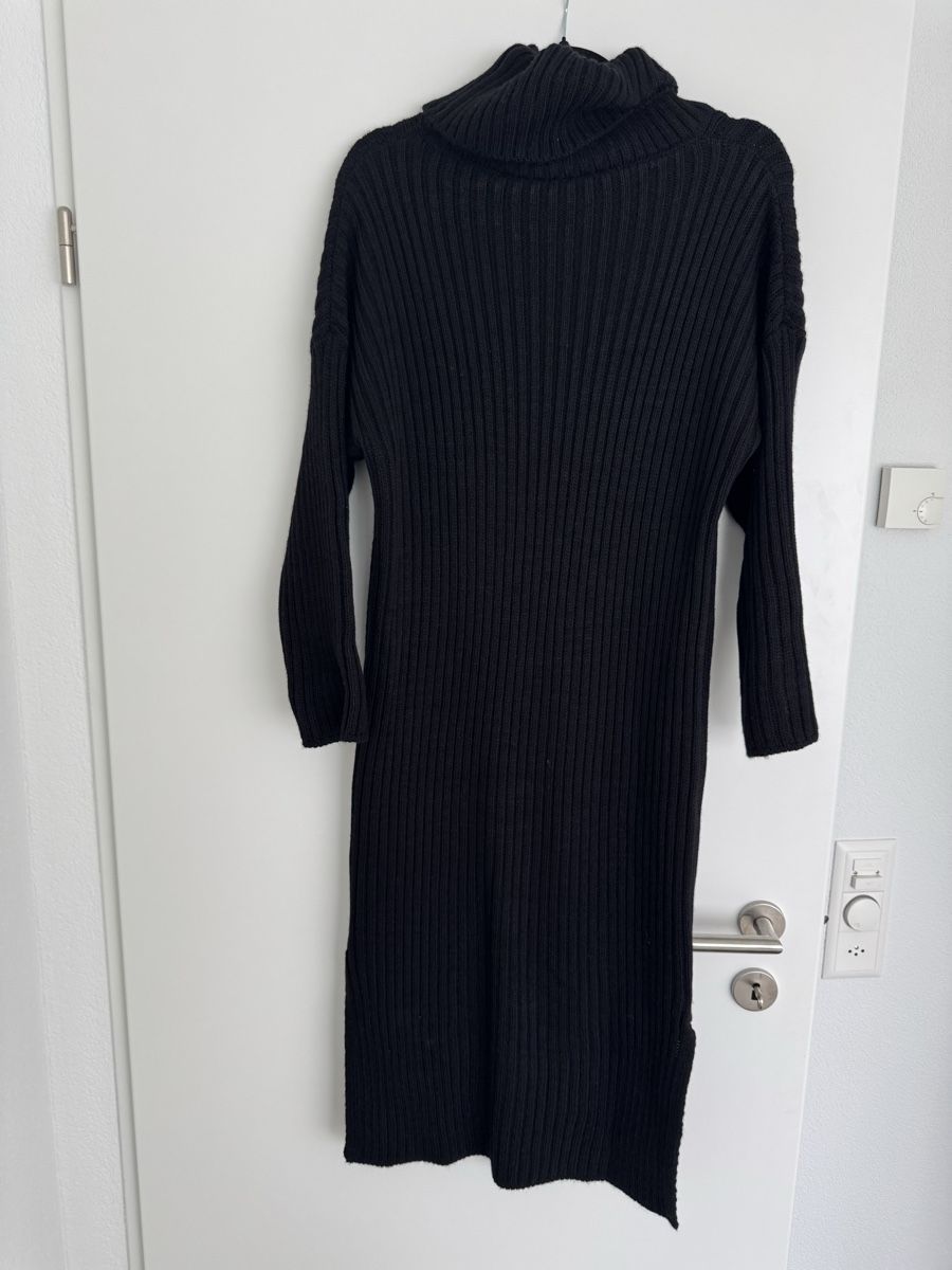Vestiti: Rippstrick Kleid mit Rollkragen, Grösse S/M, schwarz – Nuovo (secondo la descrizione) da Staufen venduto da M19M