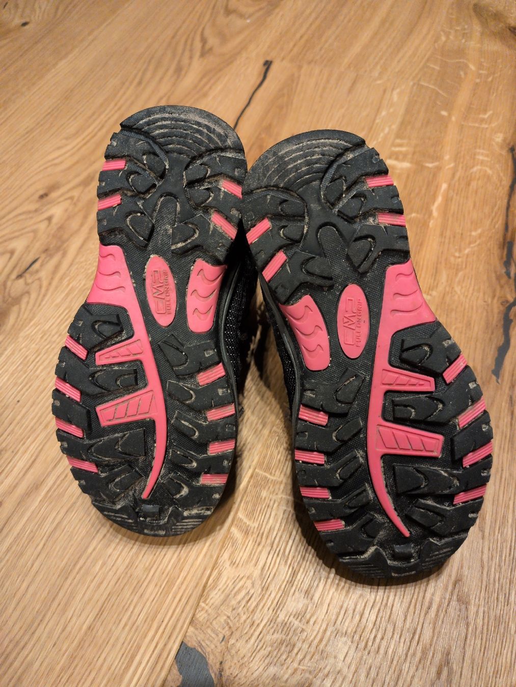 CMP Scarpe per ragazzi: Wanderschuhe CMP Trekking grau schwarz Gr. 30 – Usato da Wildegg venduto da Sansibar6 2
