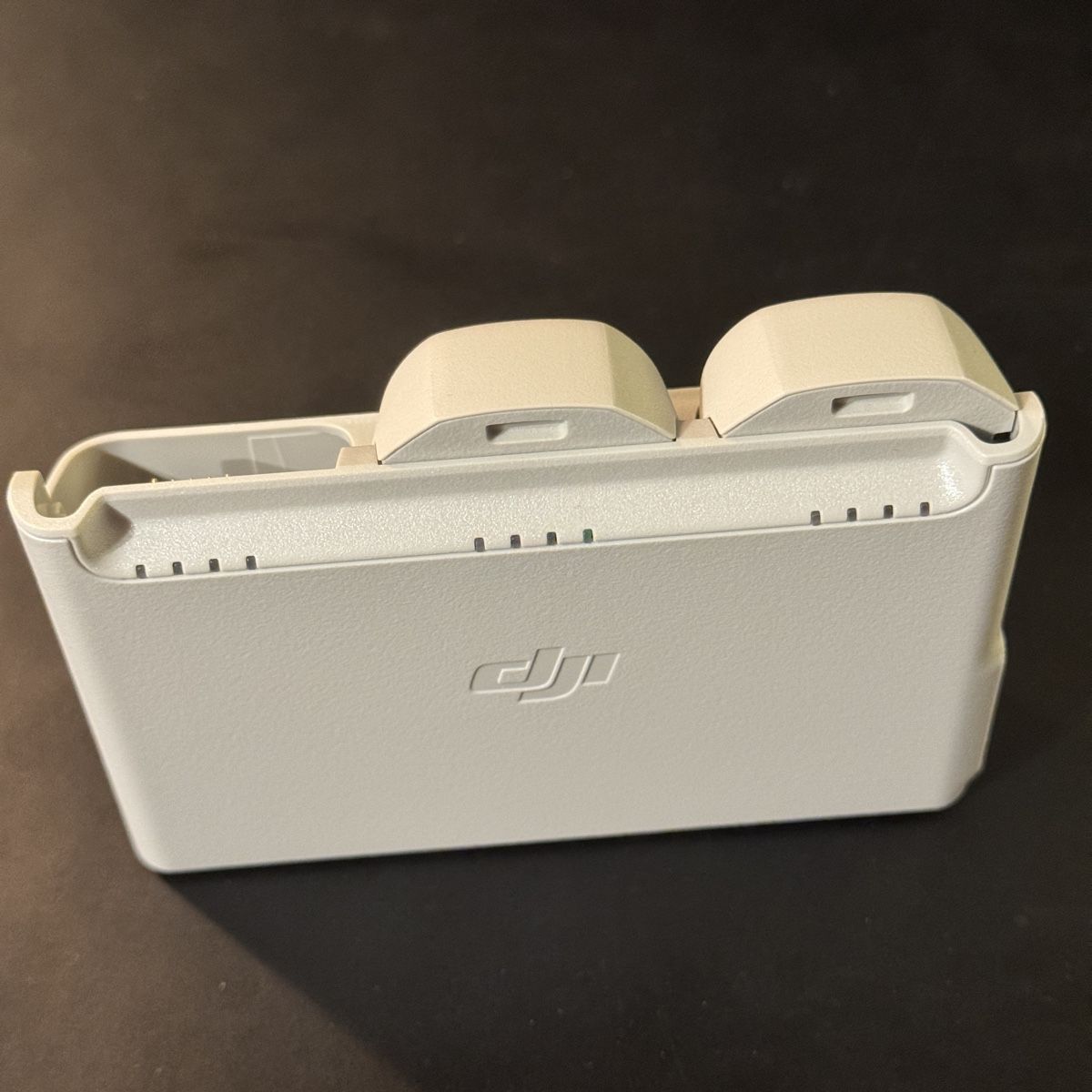 DJI NEO - Kit de charge avec 2 batteries never used (Neuf (Voir ...