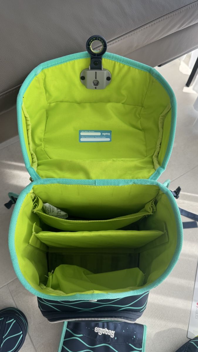 Ergobag Rucksäcke: Schulranzen Set Ergobag – Gebraucht aus Steinen von Fulgor01 1