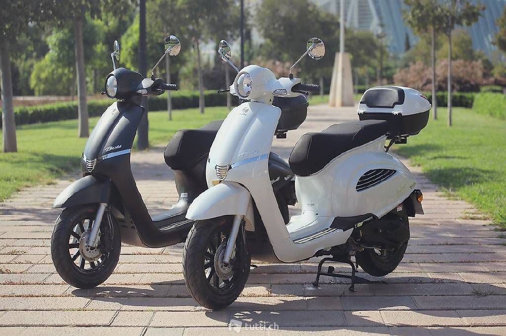 Scooter: cooler 125er Roller neu Kat. 11kW - A1 – Usato da Seewen SO venduto da Swiss-moto-bike 4