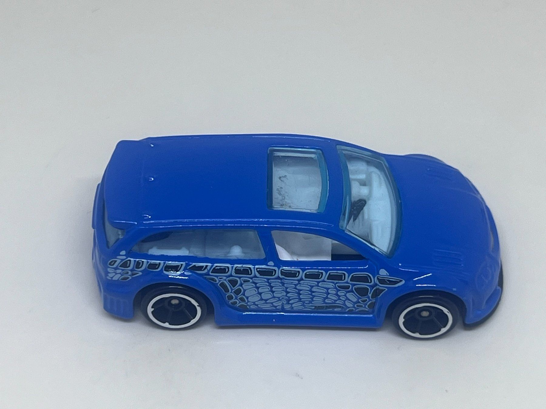 Hot Wheels Voitures modèles: Hot Wheels Audacious #106 – D'occasion à Wildegg par LaaBoutique 1