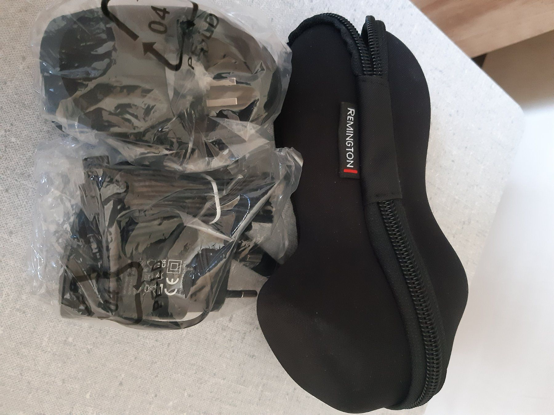 Remington Rasoi & Lamette da barba: Remington accessoires rasoir – Nuovo (secondo la descrizione) da Biel/Bienne venduto da Ligurie 3