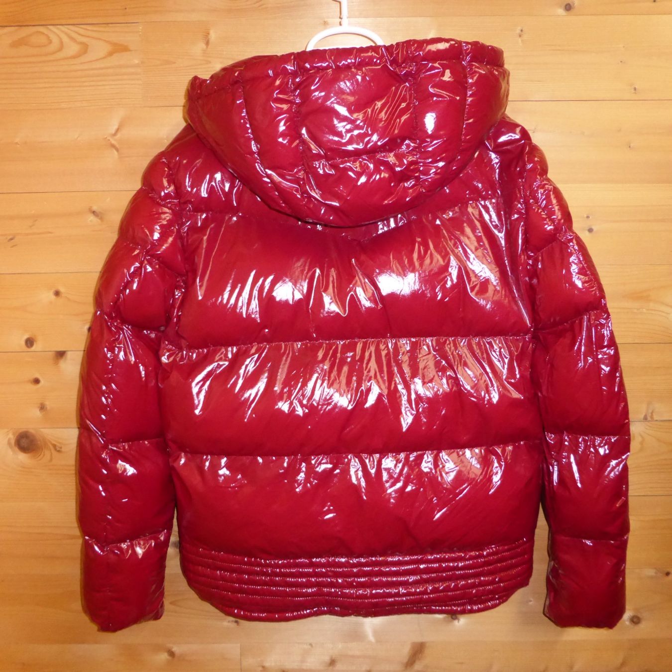 Guess Giacche: Winterjacke GUESS, Gr. M – Usato da St.Gallen venduto da regenbogen5 2