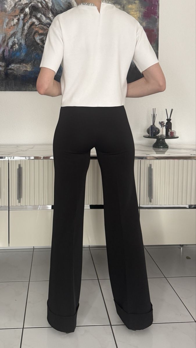 Hosen: Damen Hose Schwarz Grösse M – Gebraucht aus Altendorf von Ro