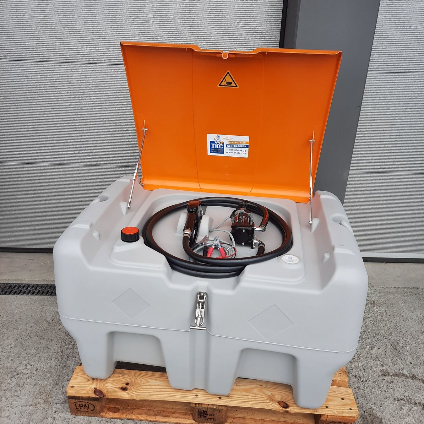 Escavatori: Dieseltank Carrytank 440L CEMO – Nuovo e nell'imballaggio originale da Müllheim Dorf venduto da tkctec 2