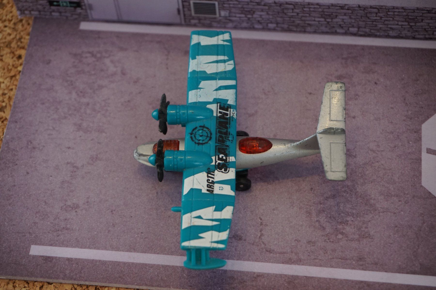 Matchbox Modellini d'auto: Matchbox Hydro Prop Flugzeug 9cm COOL !!!!!!!! – Usato da Reiden venduto da Doppeldecker69 4