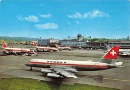 Flughafen Zürich mit Swissair Flugzeug Coronado