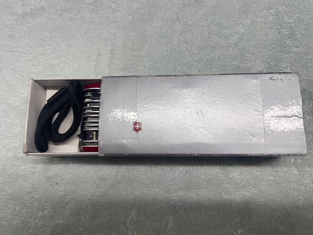 Victorinox Coltelli tascabile: Victorinox Evolution S54 (2.5393.SE) Fabrikneues Multitool – Nuovo e nell'imballaggio originale da Willerzell venduto da Eluchs 3