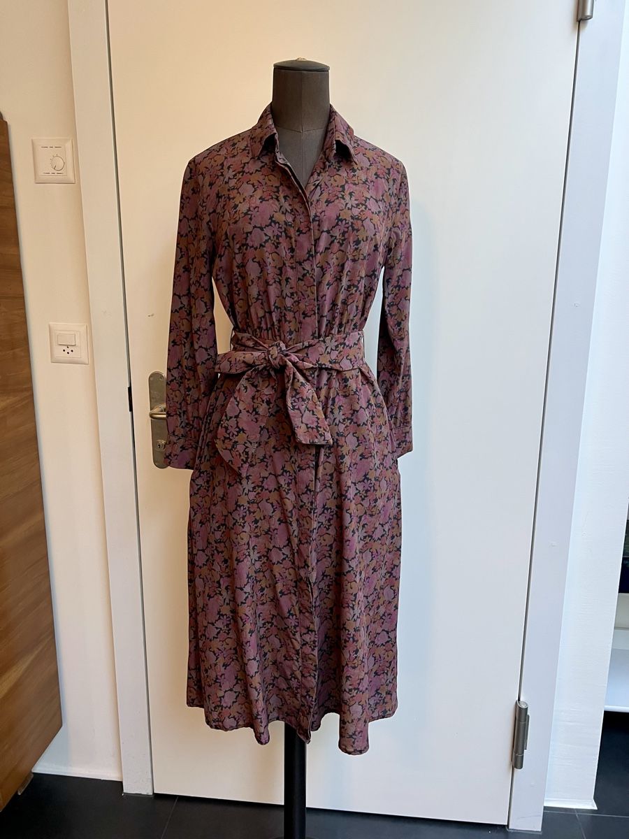 Robes: MaxMara Seidenkleid 34 – D'occasion à Wabern par La-Vitrine 6