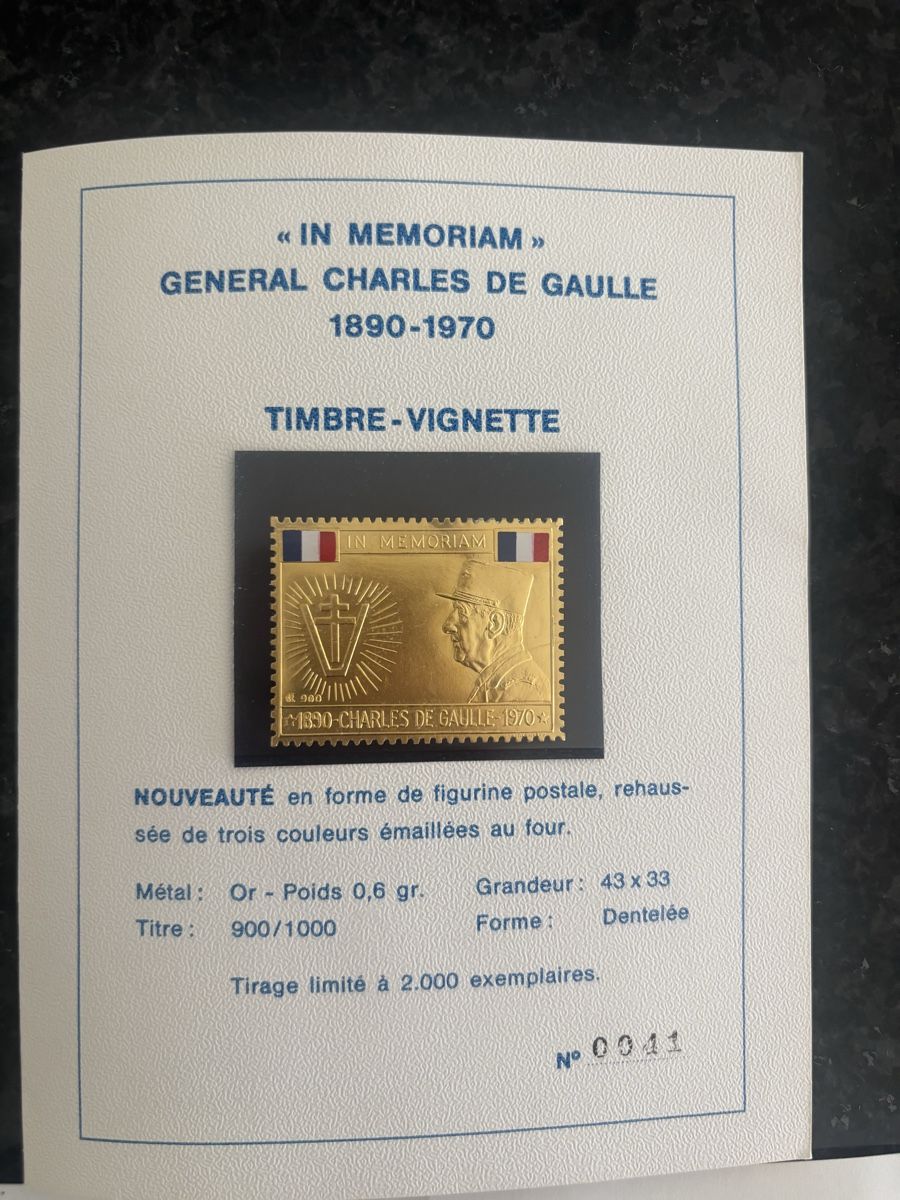 Raccolte di bollini & punti: Lot de 2 timbres en Or – Nuovo e nell'imballaggio originale da Grandcour venduto da Fofe27 1