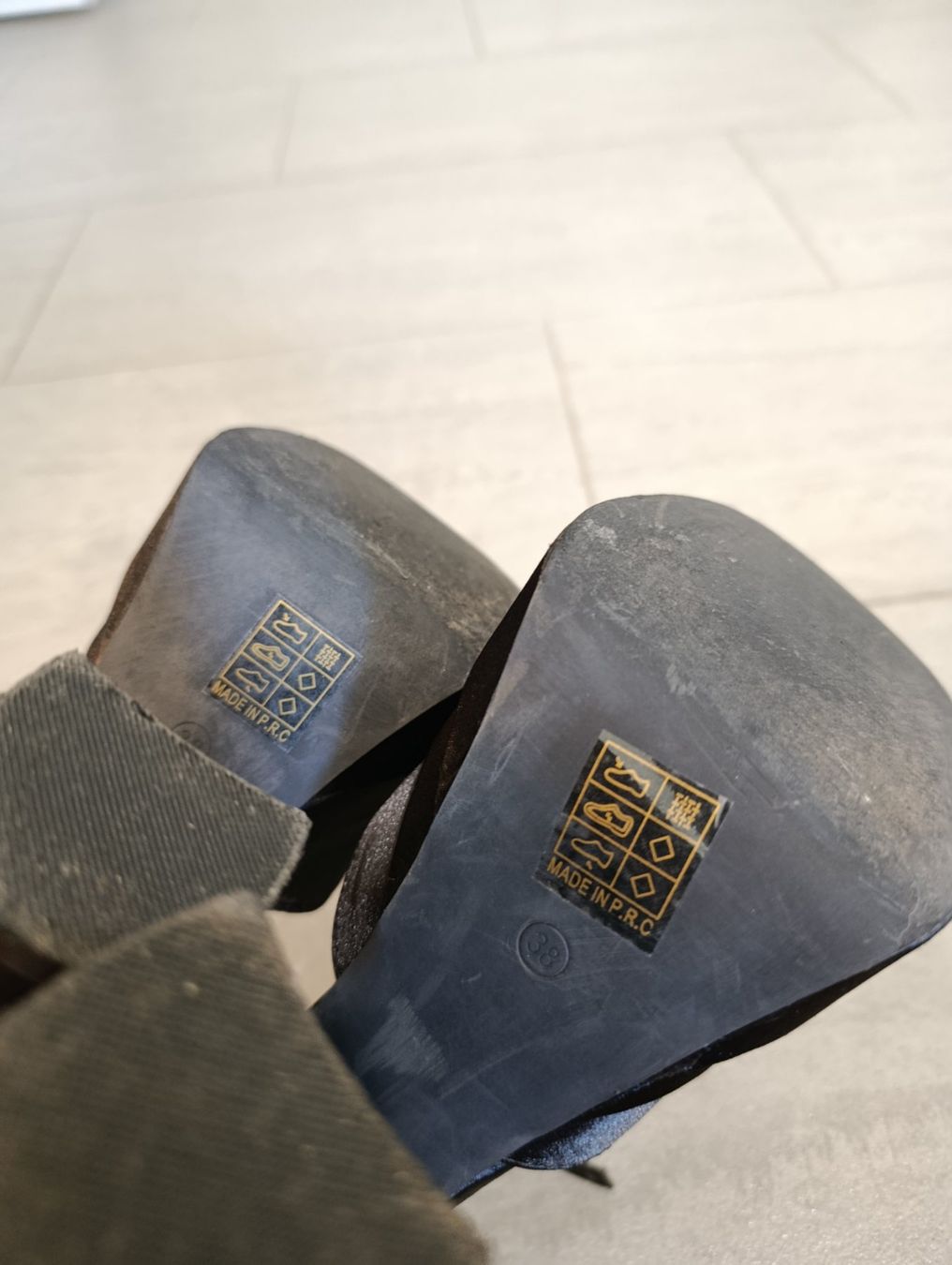 Damenschuhe: Sommer Absatzschuhe. High heel. Gr 38 – Neu (gemäss Beschreibung) aus Domat/Ems von Lorand_ 1