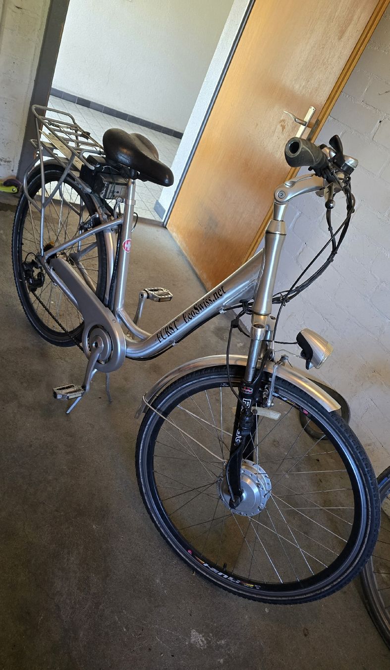 Velos: E-bike – Gebraucht aus Münchenbuchsee von Arasy13 3
