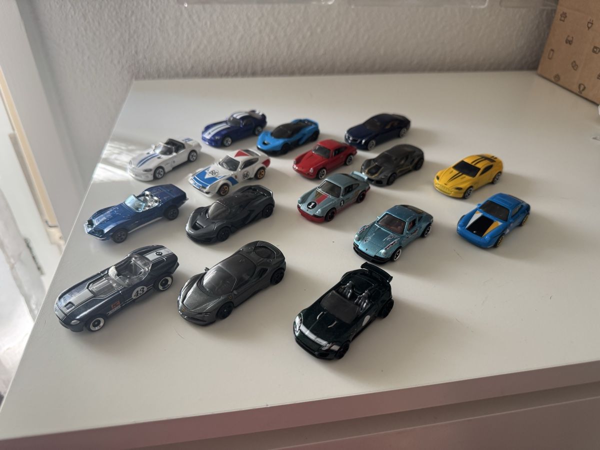 Hot Wheels Voitures modèles: Hotwheels 16er Set – Neuf (Voir description) à Liebefeld par Tatts81