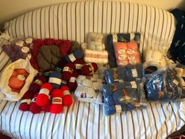 Tricot et couture: grand stock ! Laine, coton, aiguilles...