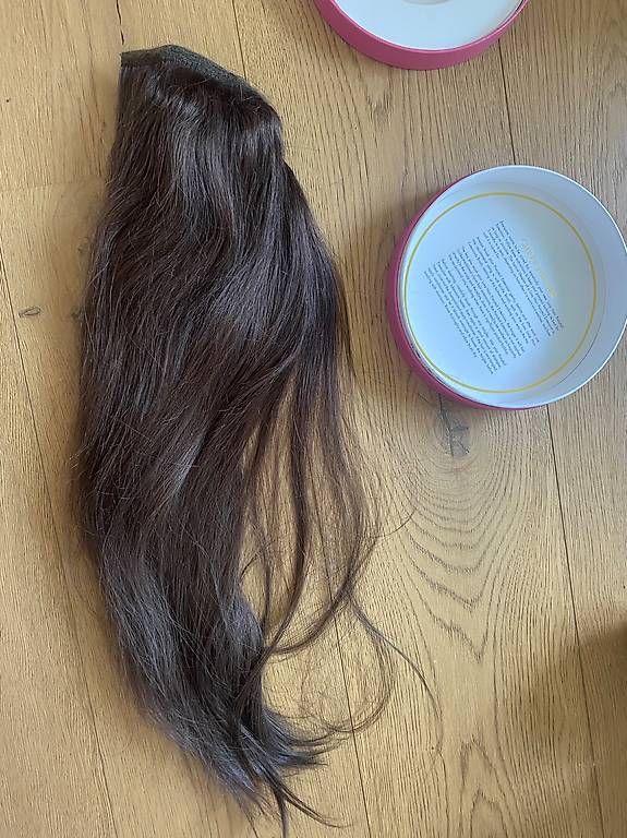 Perücken: Ponytail – Gebraucht aus Châtel St Denis von kel_bhn8 1